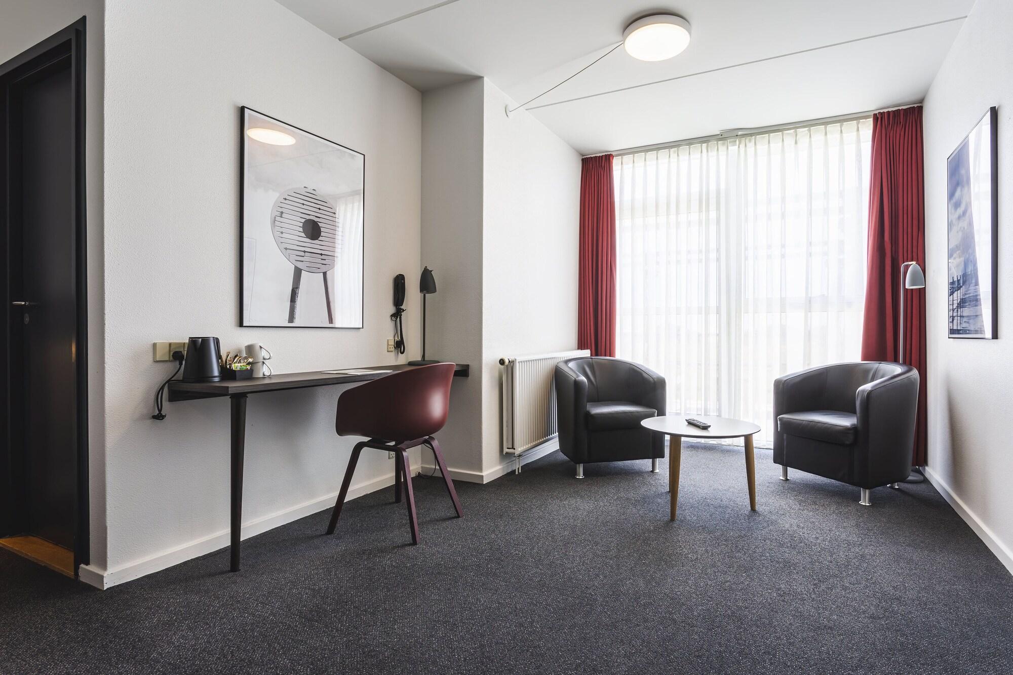 Skaga Hotel Хиртсхалс Екстериор снимка