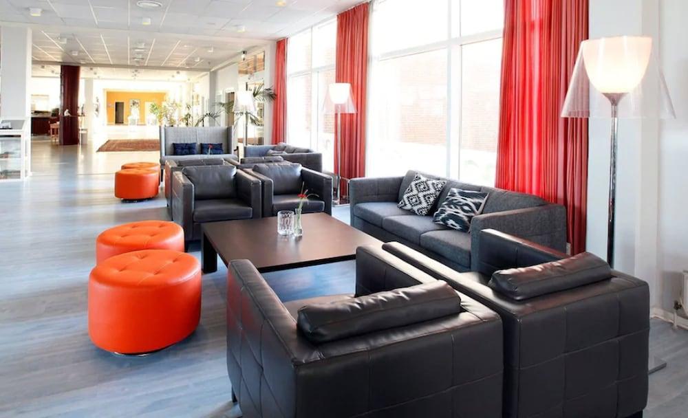 Skaga Hotel Хиртсхалс Екстериор снимка